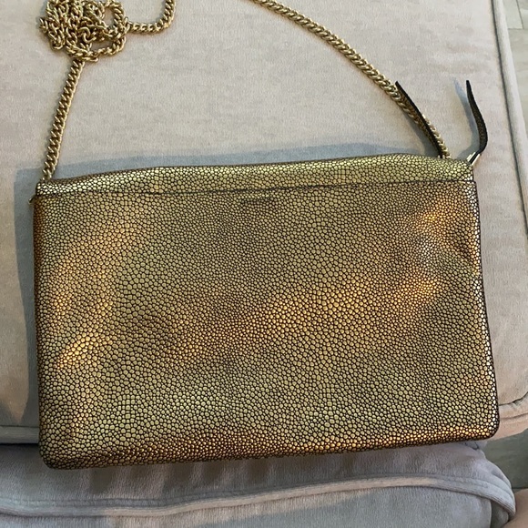 Henri Bendel crossbody, clutch with magnetic clips - Picture 6 of 11